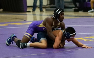 Lemoore's Sabien Jones also won his match to help lead the Tigers to a 76-0 shutout over Redwood High School.